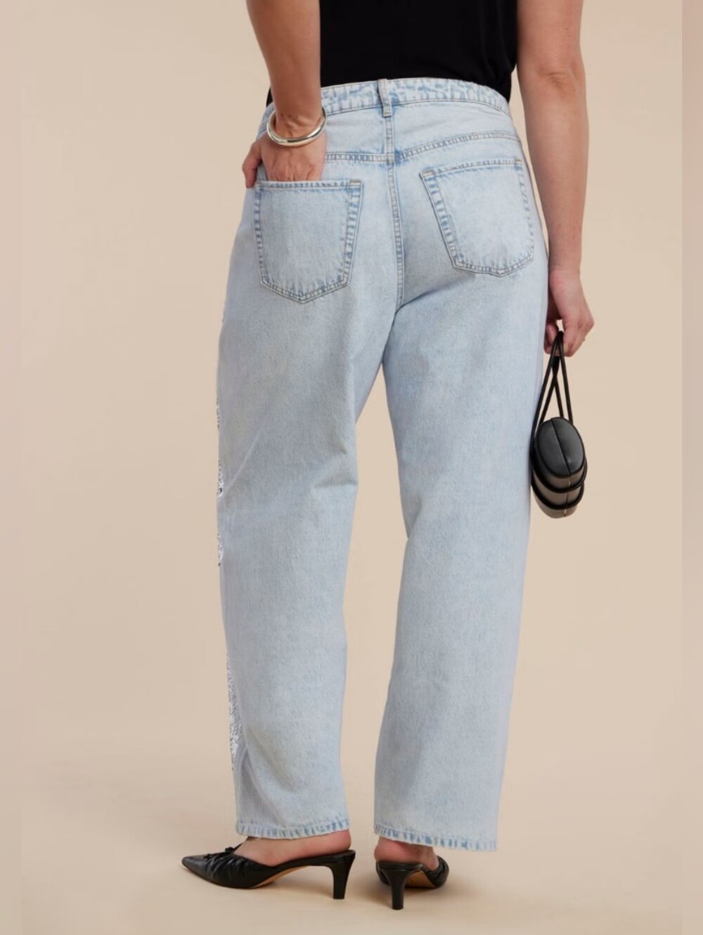 ELOQUII Sequin Front Jeans Light Wash Boyfriend Jeans Silver Size 16 - Picture 4 of 17